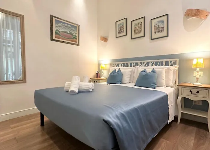 Tre R Colosseo Oda ve Kahvaltı 4*