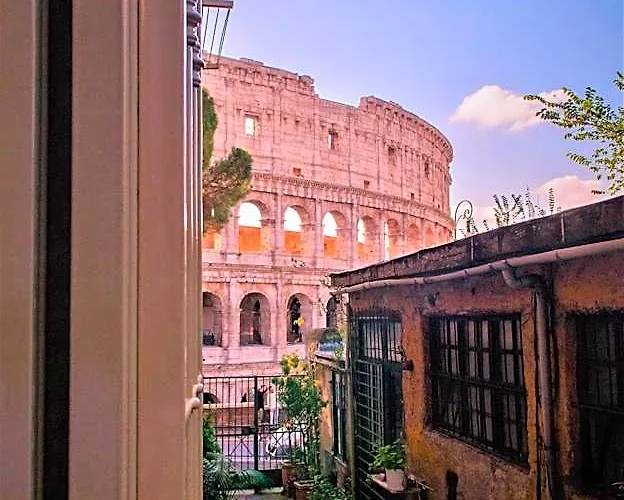 Tre R Colosseo Oda ve Kahvaltı Roma